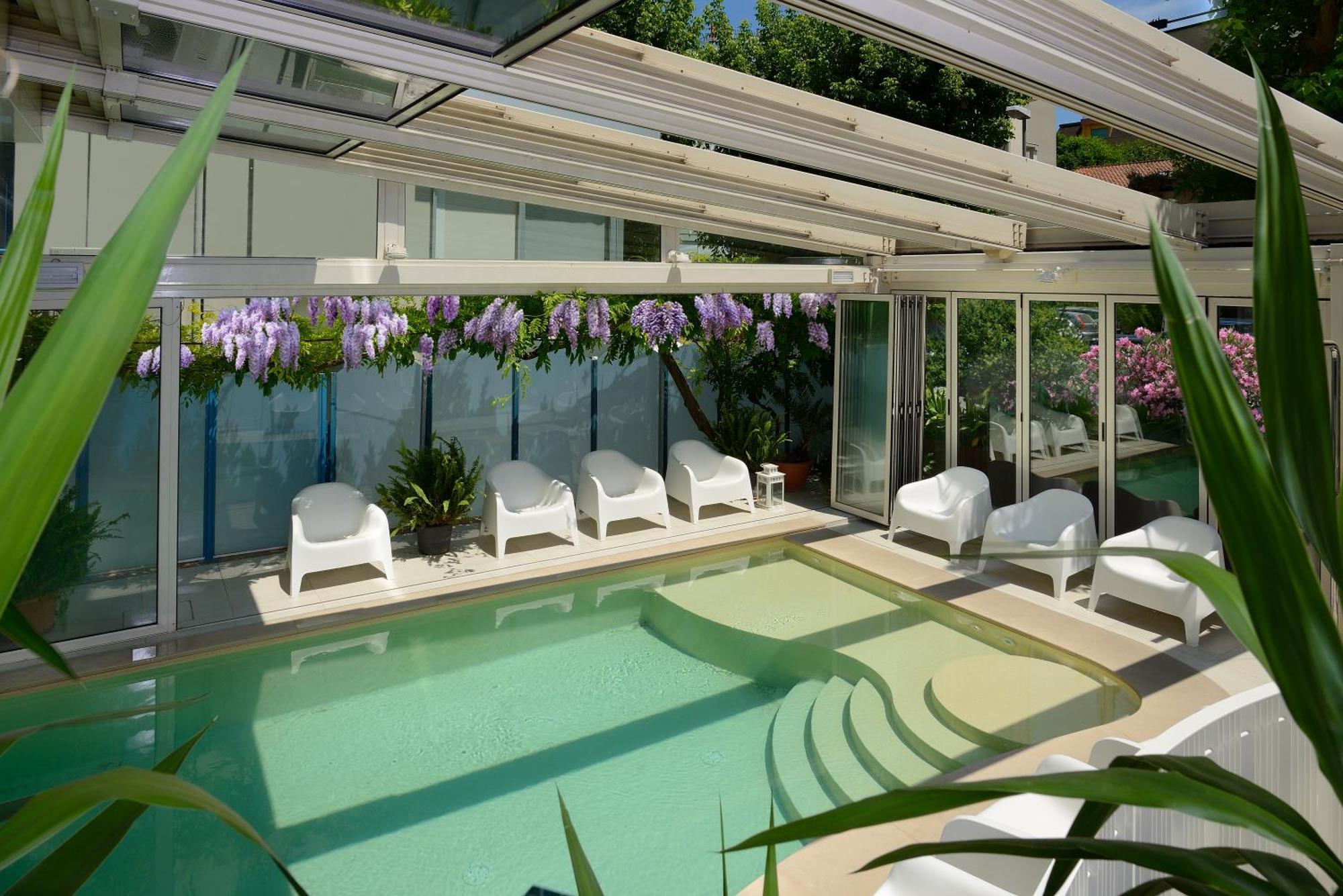 Hotel Romagna Κατόλικα Εξωτερικό φωτογραφία