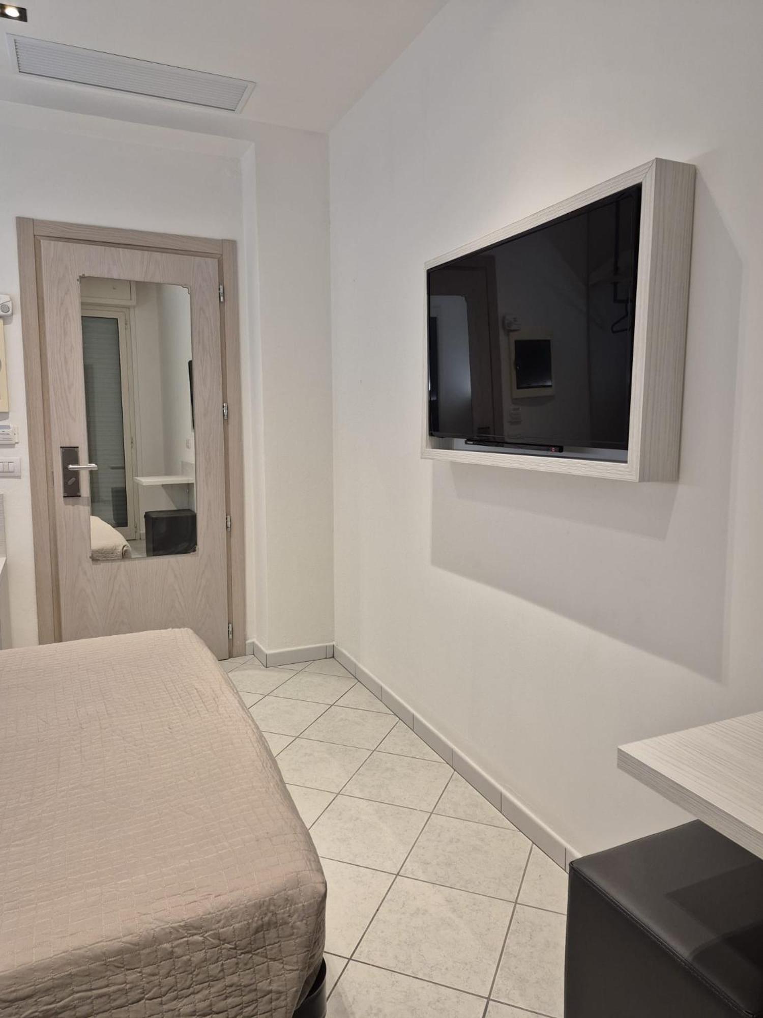 Hotel Romagna Κατόλικα Εξωτερικό φωτογραφία