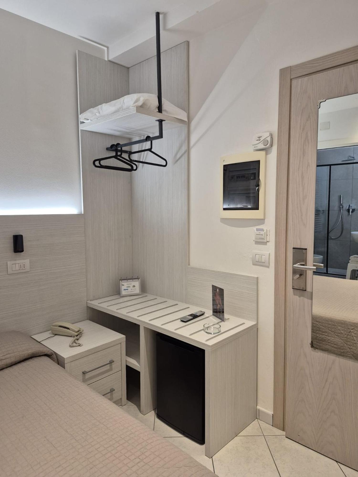 Hotel Romagna Κατόλικα Εξωτερικό φωτογραφία
