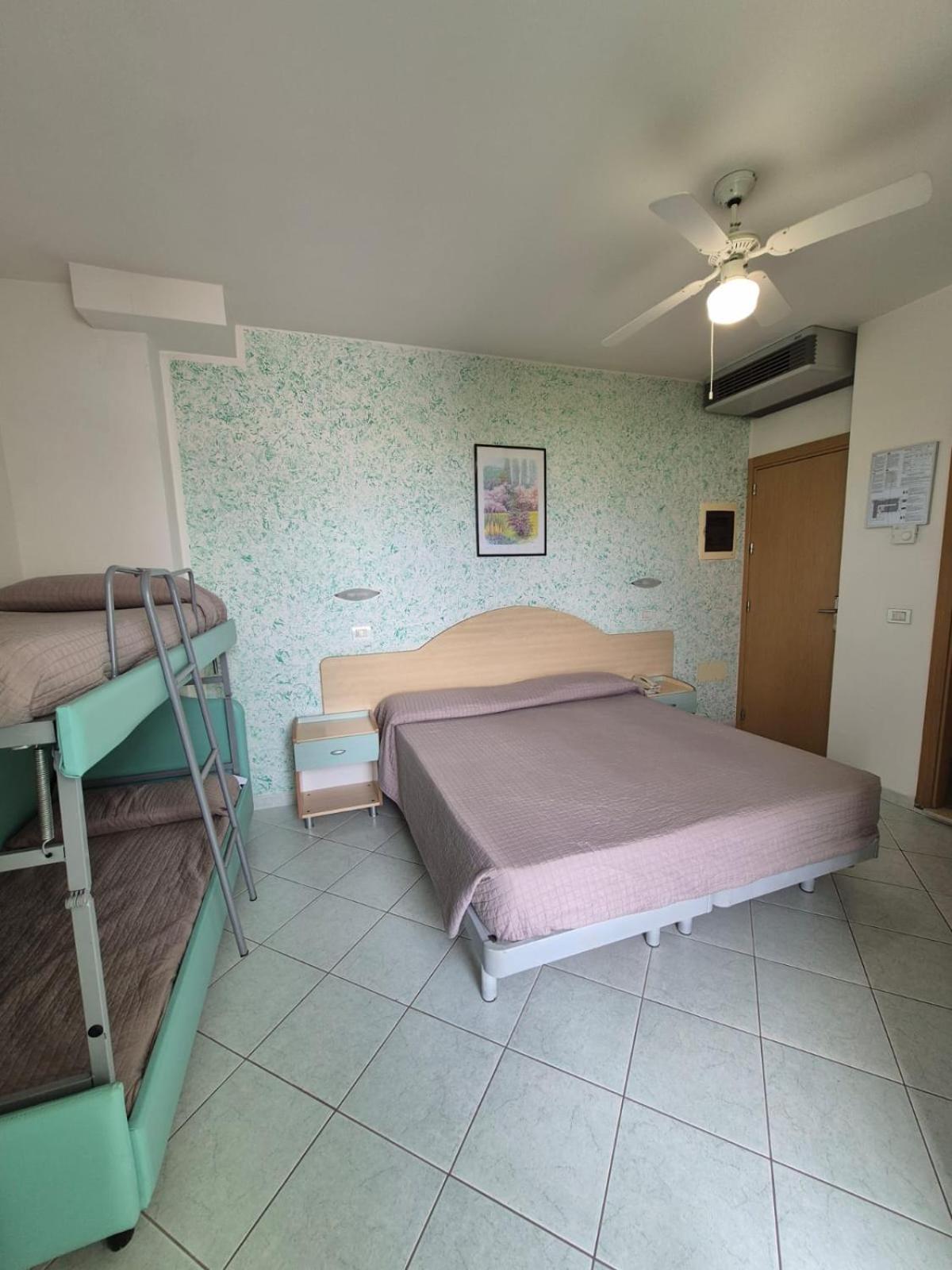 Hotel Romagna Κατόλικα Εξωτερικό φωτογραφία